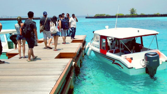 Maldives-Airport-Ferry-1-1024x768-1.jpg