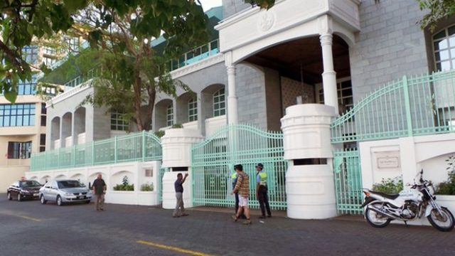 Raees-Office-Beyru1.jpg