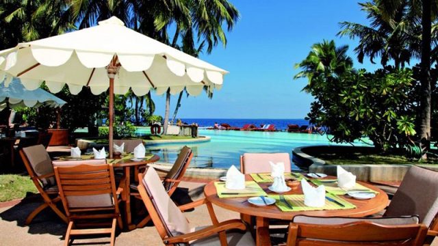 Royal-Island-Resort-Spa-pool-and-restaurant.jpg