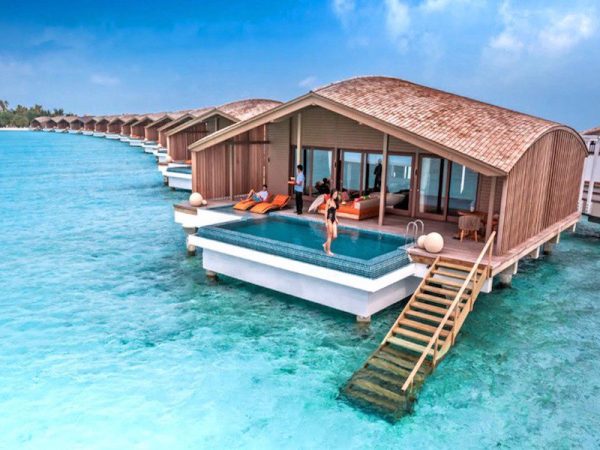 finolhu-villas-solar-powered-resort-club-med-889x607.jpg