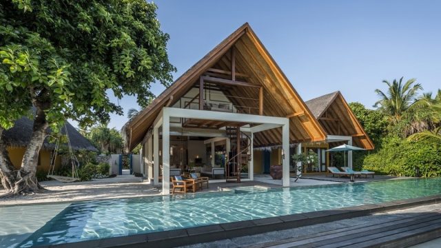 four-seasons-at-landaa-giraavaru-maldives-slides-8360.jpg
