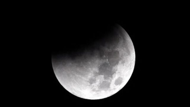 halfmoon.jpg