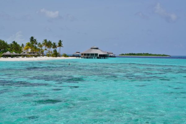 hanifaru-bay-view-from-kihaa-maldives-1024x682-1.jpg