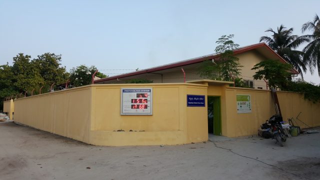 large-155587597413knm1.jpg