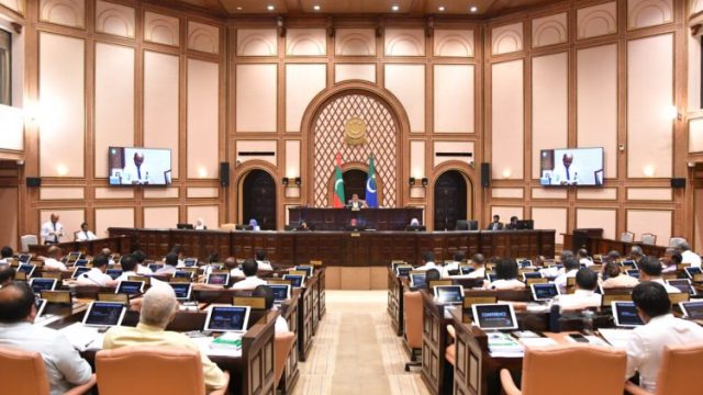 majlis-px0isllrh56k92d5xbmanrichgq0wfn7jmslfm4sq8.jpeg