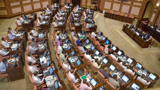 parliament-sitting.jpg