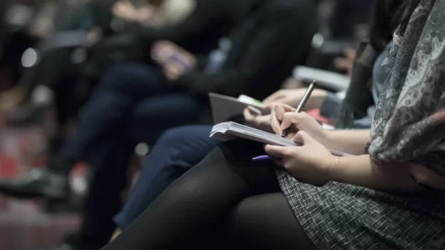 photo-1503428593586-e225b39bddfe-850x548-1.webp
