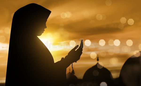 silhouette-muslim-woman-praying-prayer-beads-sunset-background-95119282.jpg